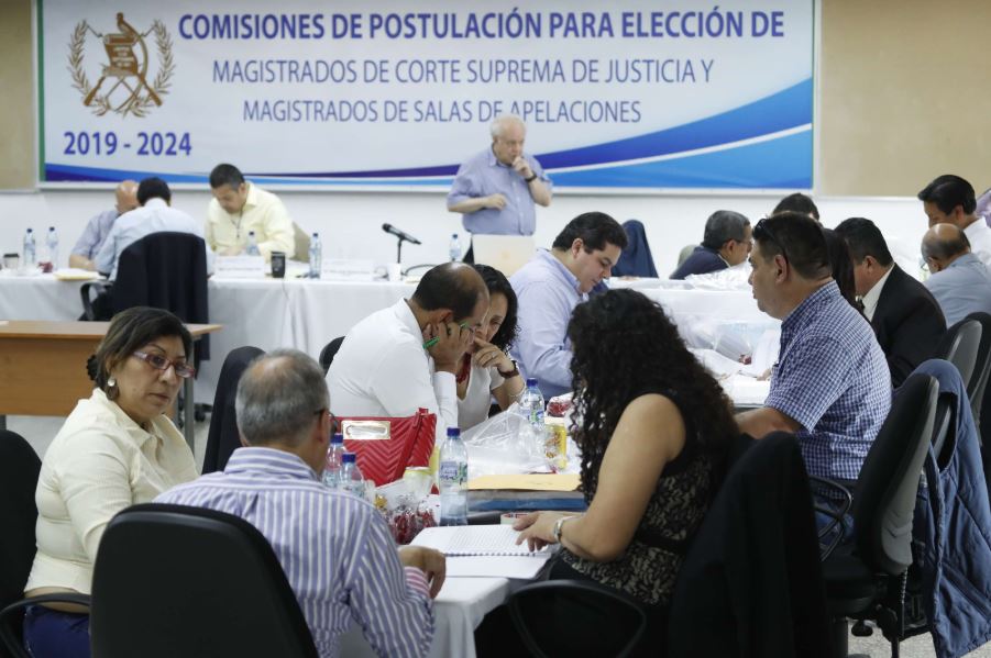 La postuladora iba a seleccionar nómina el sábado 21 de septiembre. (Foto Prensa Libre: Hemeroteca PL)