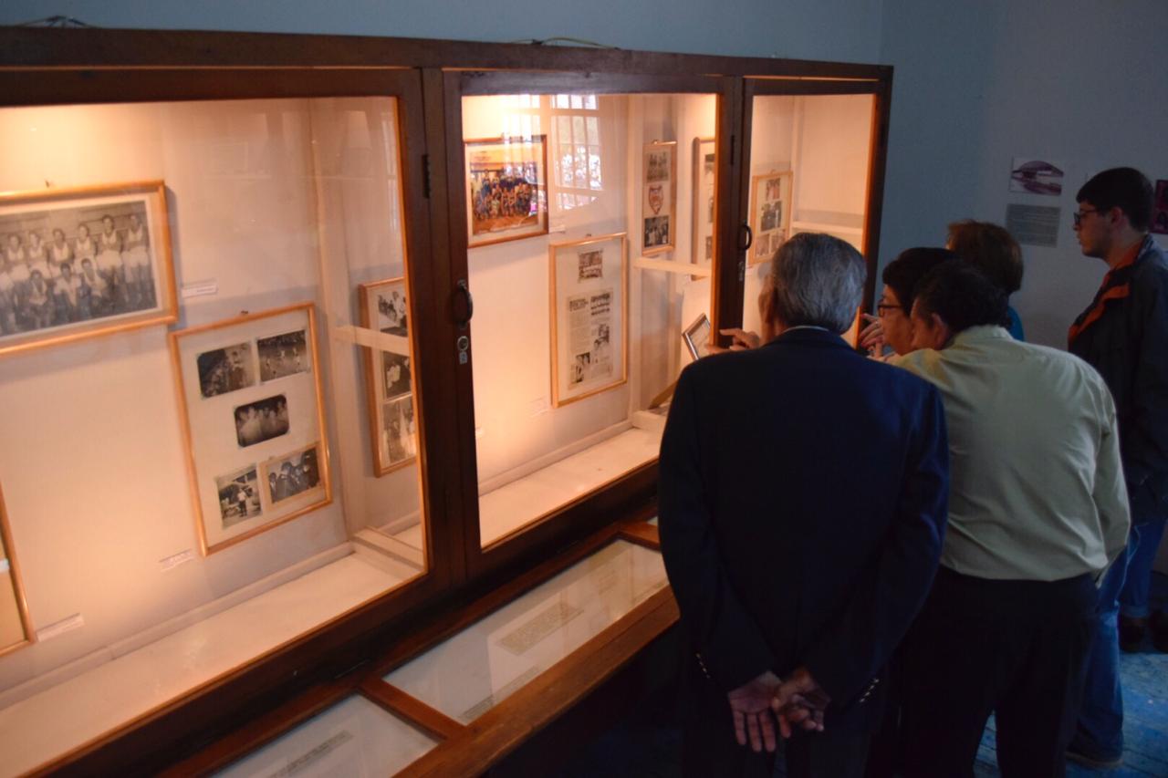 Los visitantes podrán conocer parte de la historia de Carlos López y de los títulos que ha conseguido Quetzaltenango en el  baloncesto. (Foto Prensa Libre: Raúl Juárez)