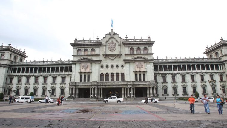El Ejecutivo hará la convocatoria para un Consejo de Estado que contribuya a la solución de los problemas del país. (Foto Prensa Libre: Hemeroteca PL)
