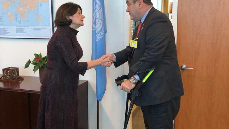 El presidente electo Alejandro Giammattei se reunió el 25 de septiembre con la subsecretaria General de las Naciones Unidas Para Asuntos Políticos y de Consolidación de la Paz, Rosemary DiCarlo. (Foto Twiter)