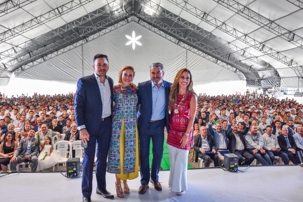 Directivos de Grupo Detpon festejaron los 27 años de estar exportando frutas y verduras. (Foto Prensa Libre: cortesía Grupo DetPon)