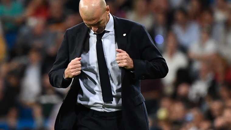 La paciencia de Florentino Pérez parece haber llegado a su límite y Zinedine Zidane ya tendría sustituto. (Foto Prensa Libre: AFP)