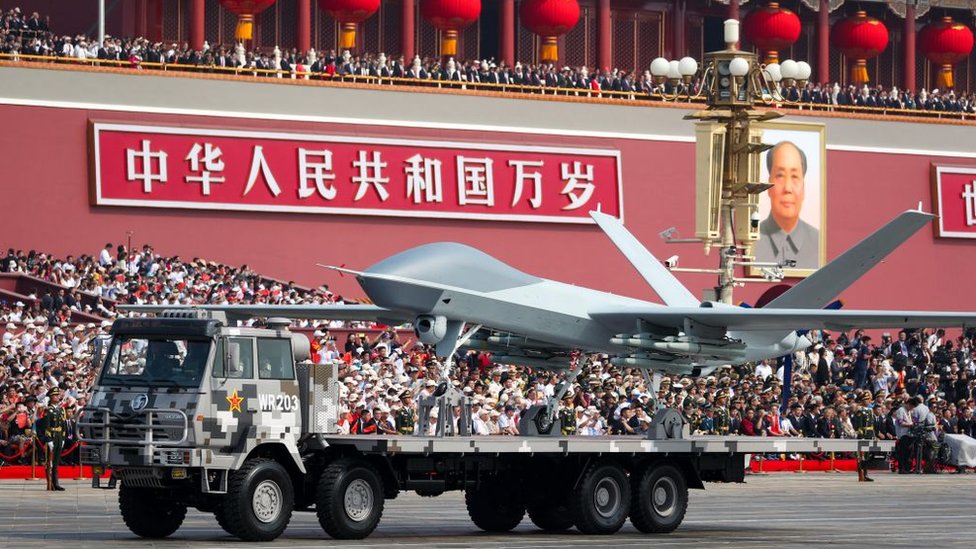 El desfile celebrado en Pekín el 1 de octubre mostró un 40% de armamento nunca antes presentado en público.Foto: Getty Images
