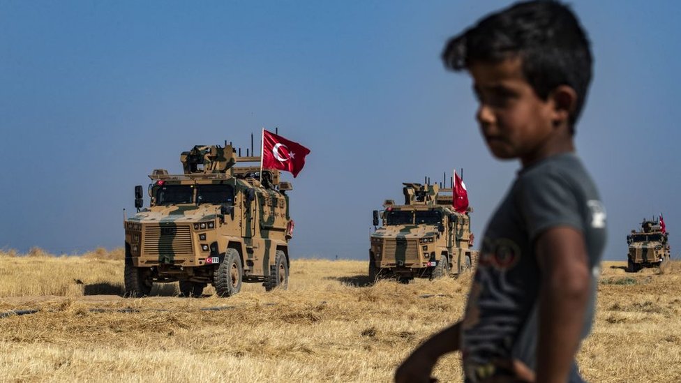 Expertos aseguran que el caos ocasionado por una intervención militar turca podría facilitar un resurgimiento del autodenominado Estado Islámico. GETTY IMAGES