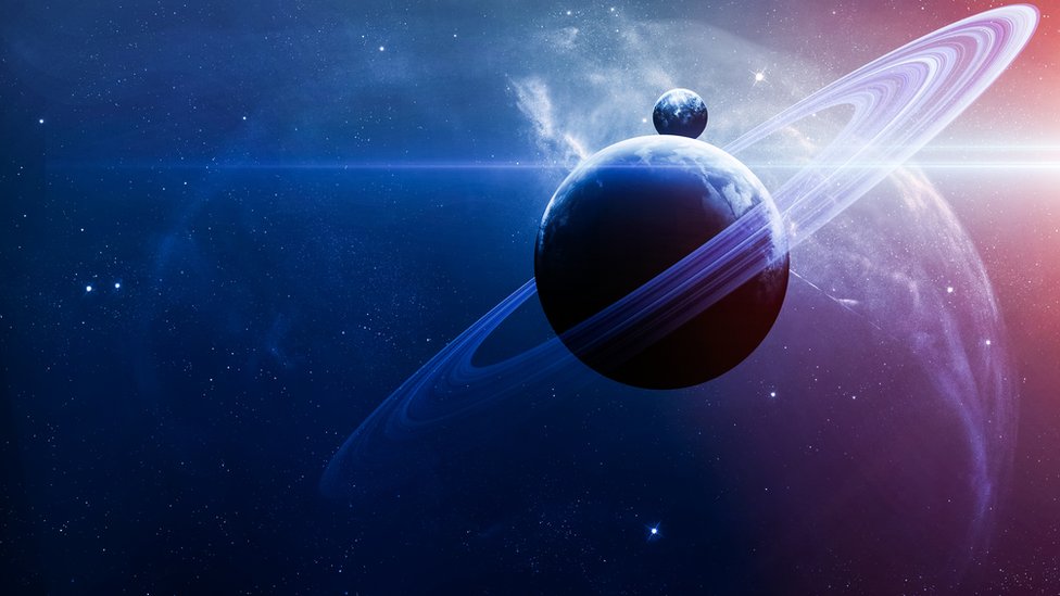 Algunas de las nuevas lunas descubiertas giran en dirección contraria a la de Saturno. Foto: Getty Images