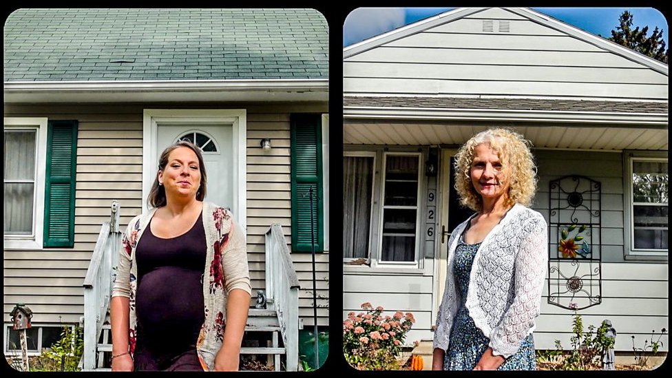 Hillary (izq) junto a su media hermana Dawn. Foto: BBC