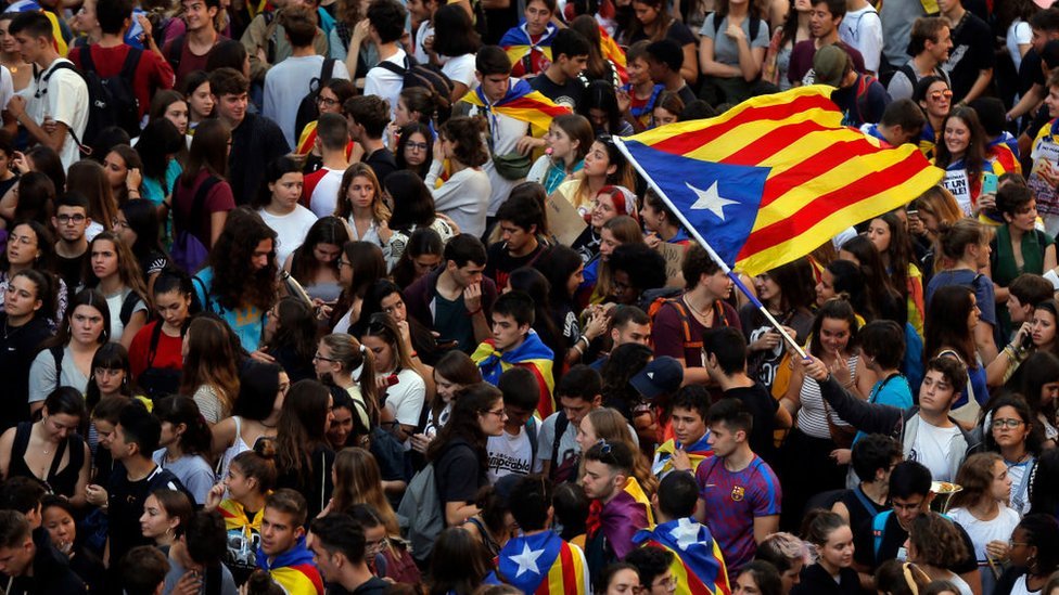Decenas de miles de catalanes han salido estos días a las calles. Foto: Getty Images