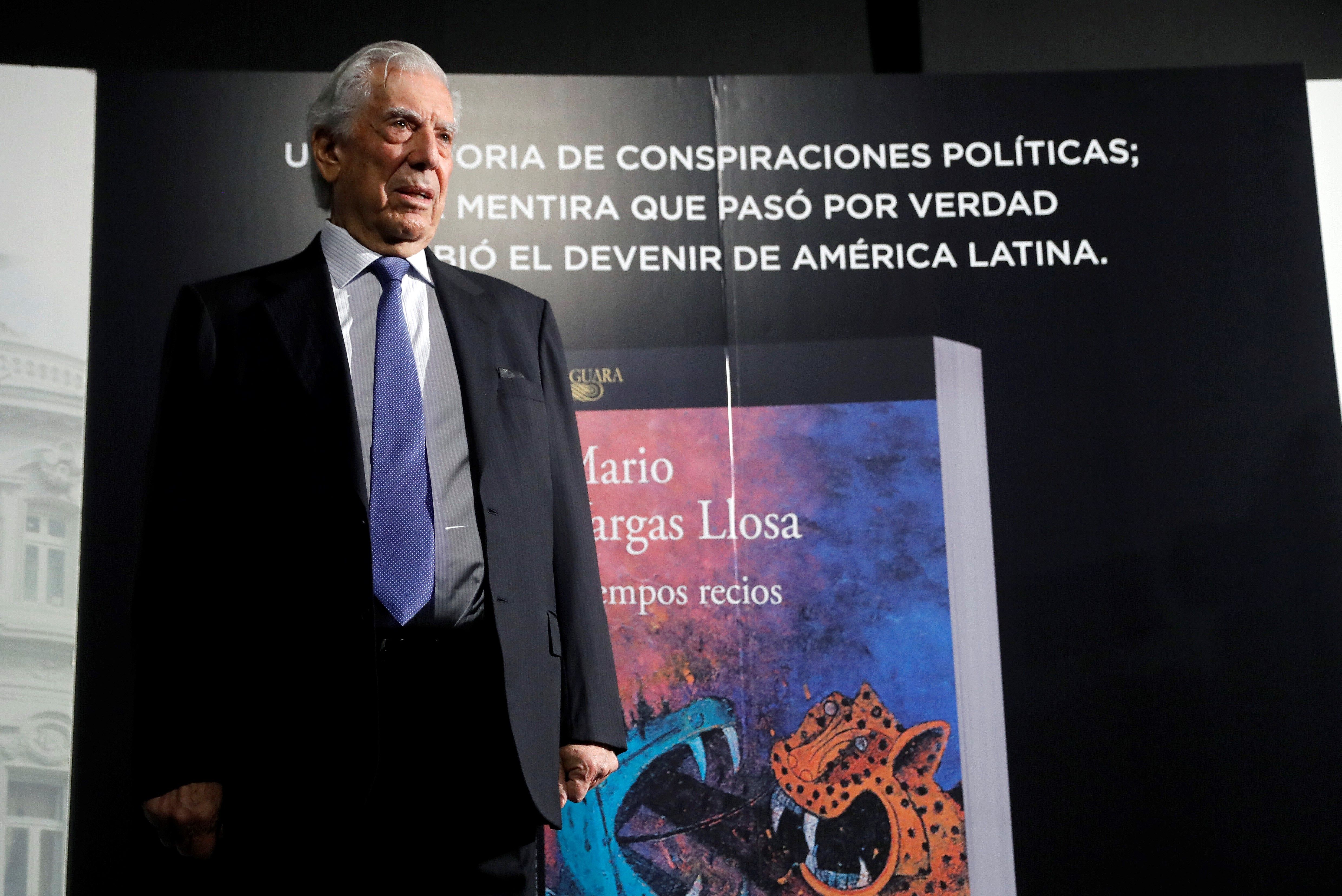Vargas Llosa a Estados Unidos ya no le interesa América Latina como en la época de "Tiempos Recios"