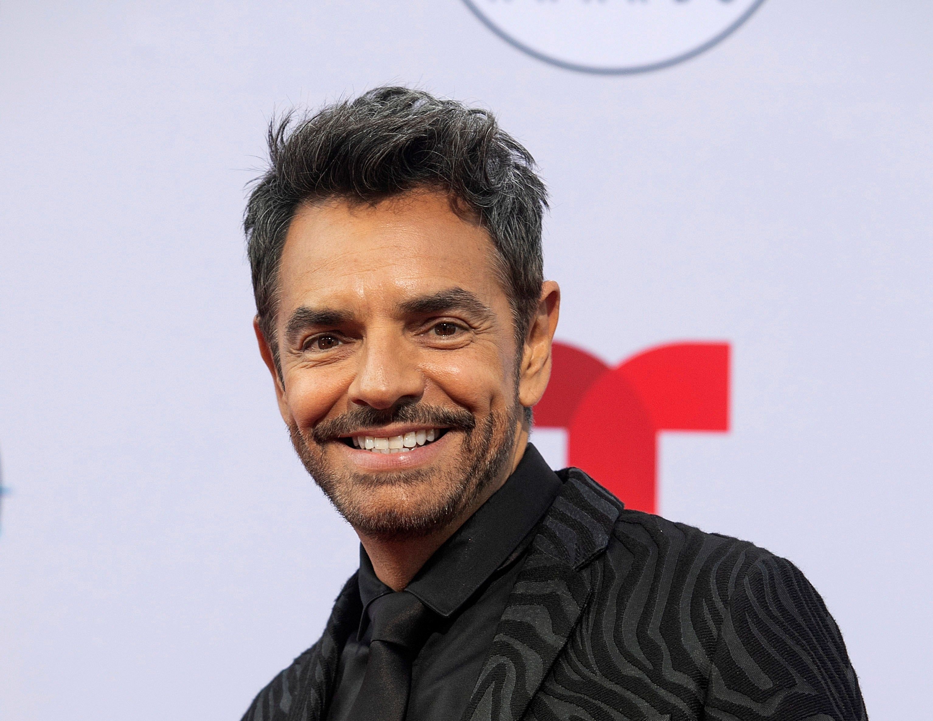 GRAF2170. HOLLYWOOD (ESTADOS UNIDOS), 18/10/2019.- Eugenio Derbez, a su llegada anoche en la gala de los Premios 'Latin American Music 2019', en el afamado Teatro Dolby, en el corazón de Los Ángeles. EFE/ Javier Rojas