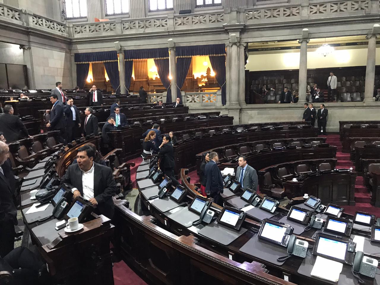 En el Congreso se toman decisiones sobre distintas normativas como los estados de excepción. (Foto Prensa Libre: Hemeroteca PL)