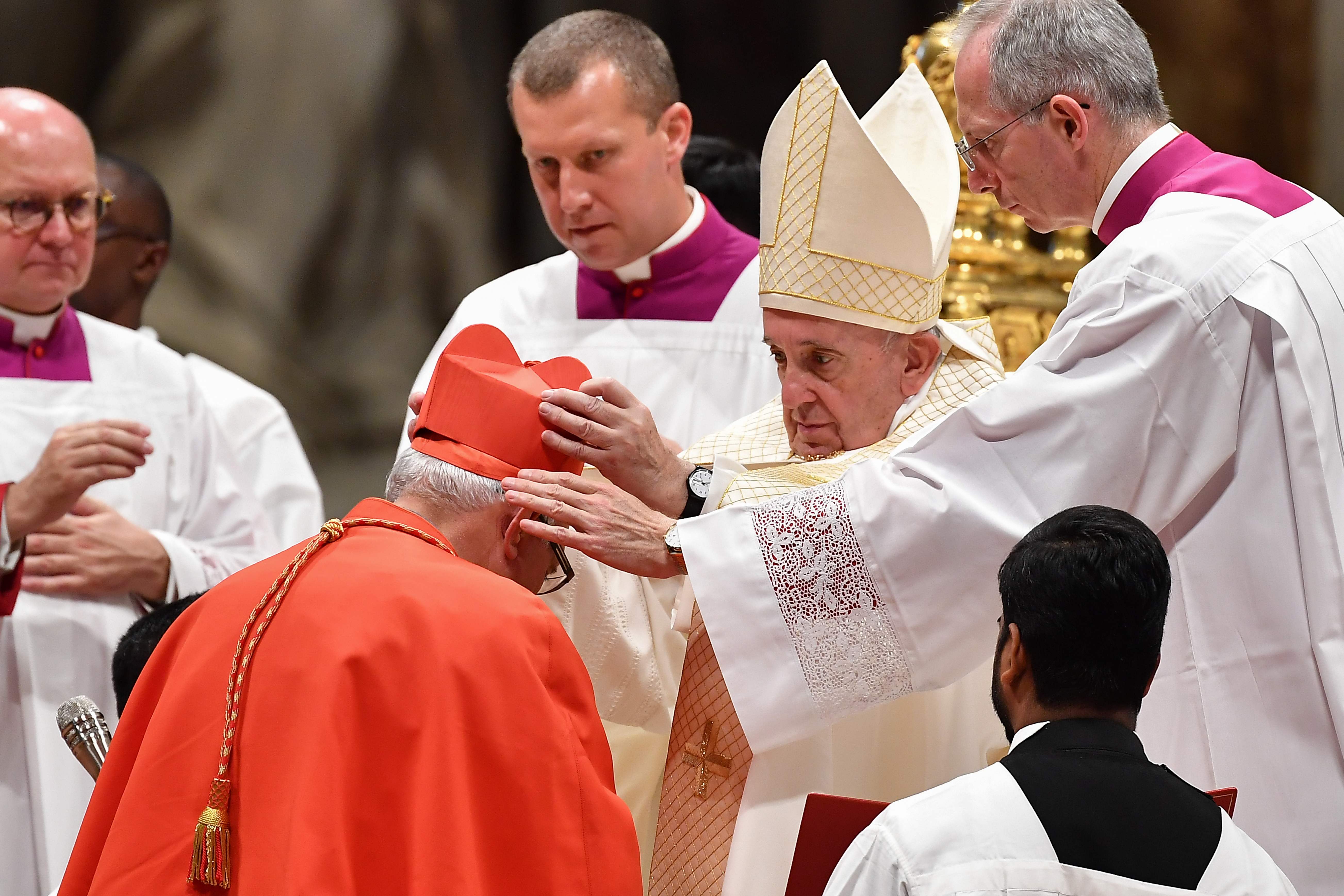 El obispo Álvaro Ramazzini, el día que fue ordenado cardenal por el papa Francisco, en octubre del 2019. (Foto Prensa Libre: Hemeroteca PL)