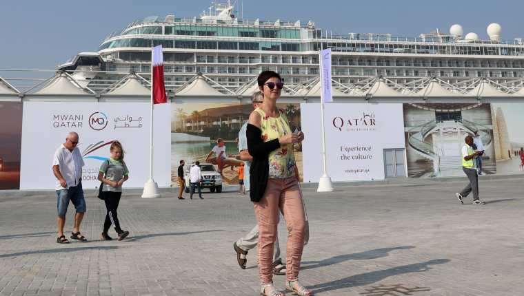 Qatar expande sus puertos y aeropuertos para recibir a los turistas de una nueva temporada de cruceros y también se prepara para recibir la Copa del Mundo en 2022. (Foto Prensa Libre: AFP).