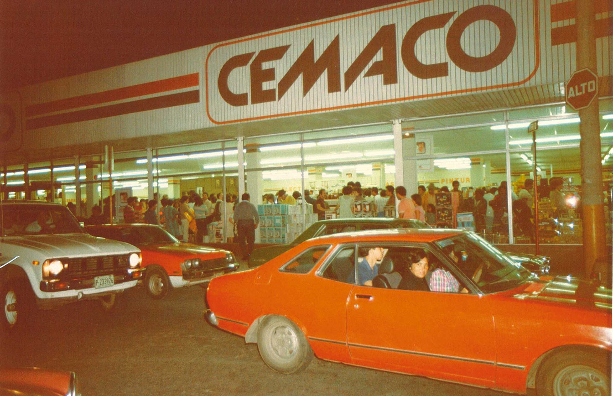 Desde 1983, los guatemaltecos disfrutan de una noche llena de ofertas.