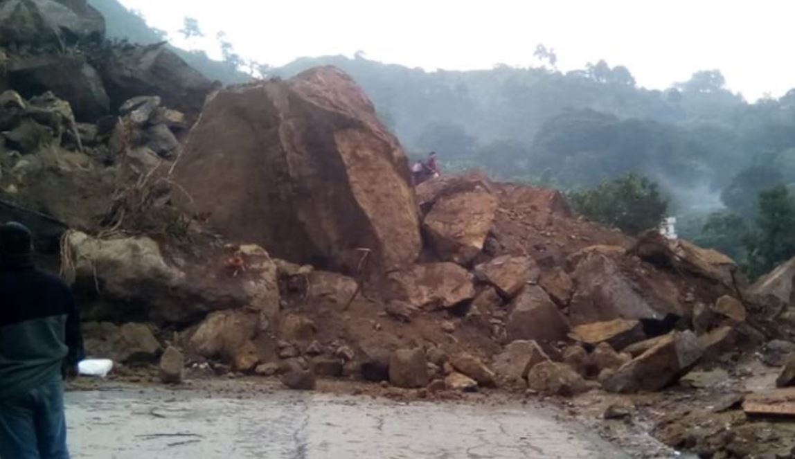 Derrumbe registrado en Chinautla, Guatemala. (Foto Prensa Libre: Conred).