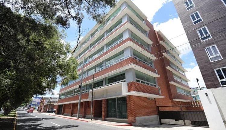 El edificio que se vendió al MP por Q35 millones se ubica en la colonia Arrivillaga, zona 5. (Foto: Hemeroteca PL)