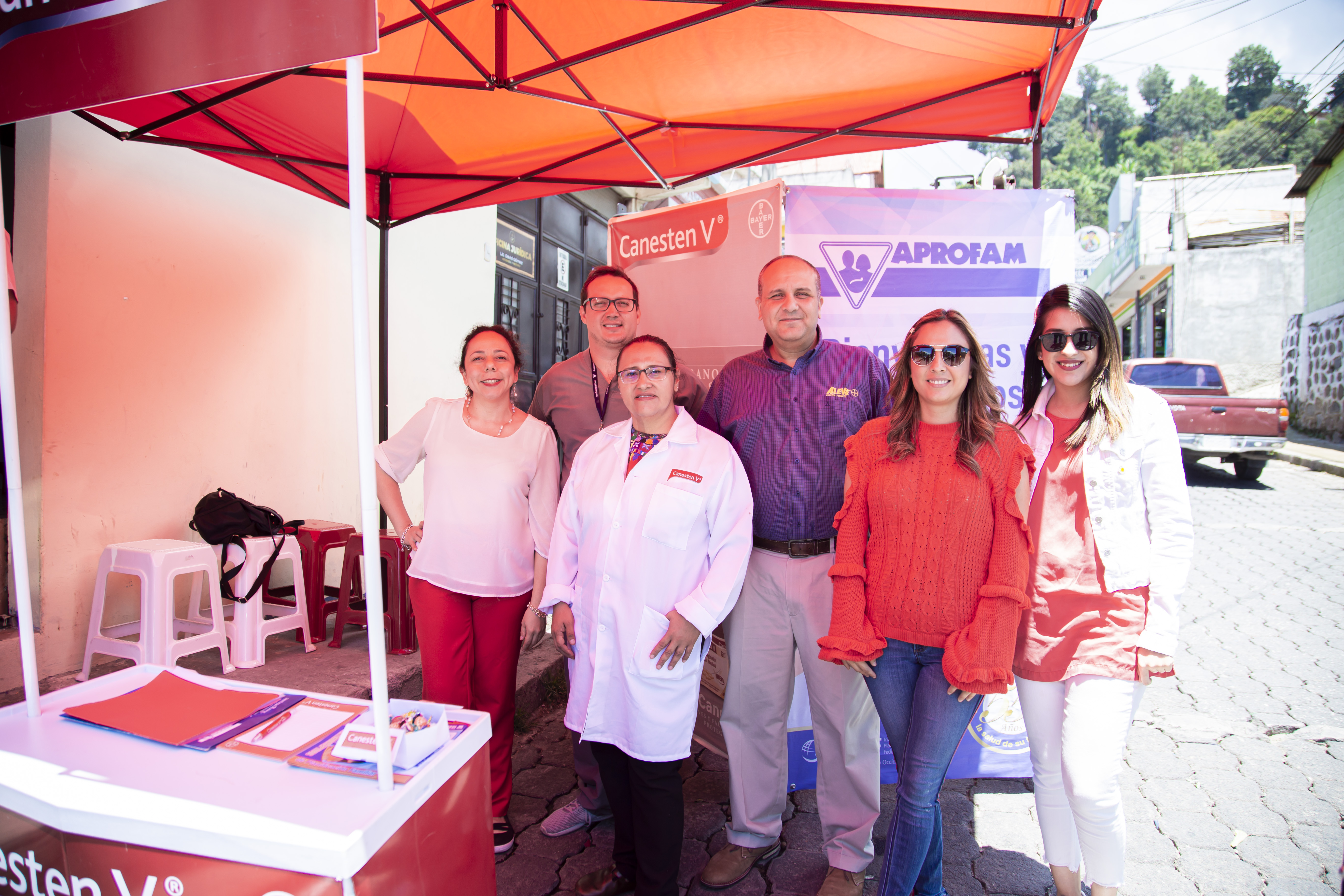 Bayer y Aprofam lanzan programa para la salud femenina. (Foto Prensa Libre: cortesía Bayer/Aprofam)