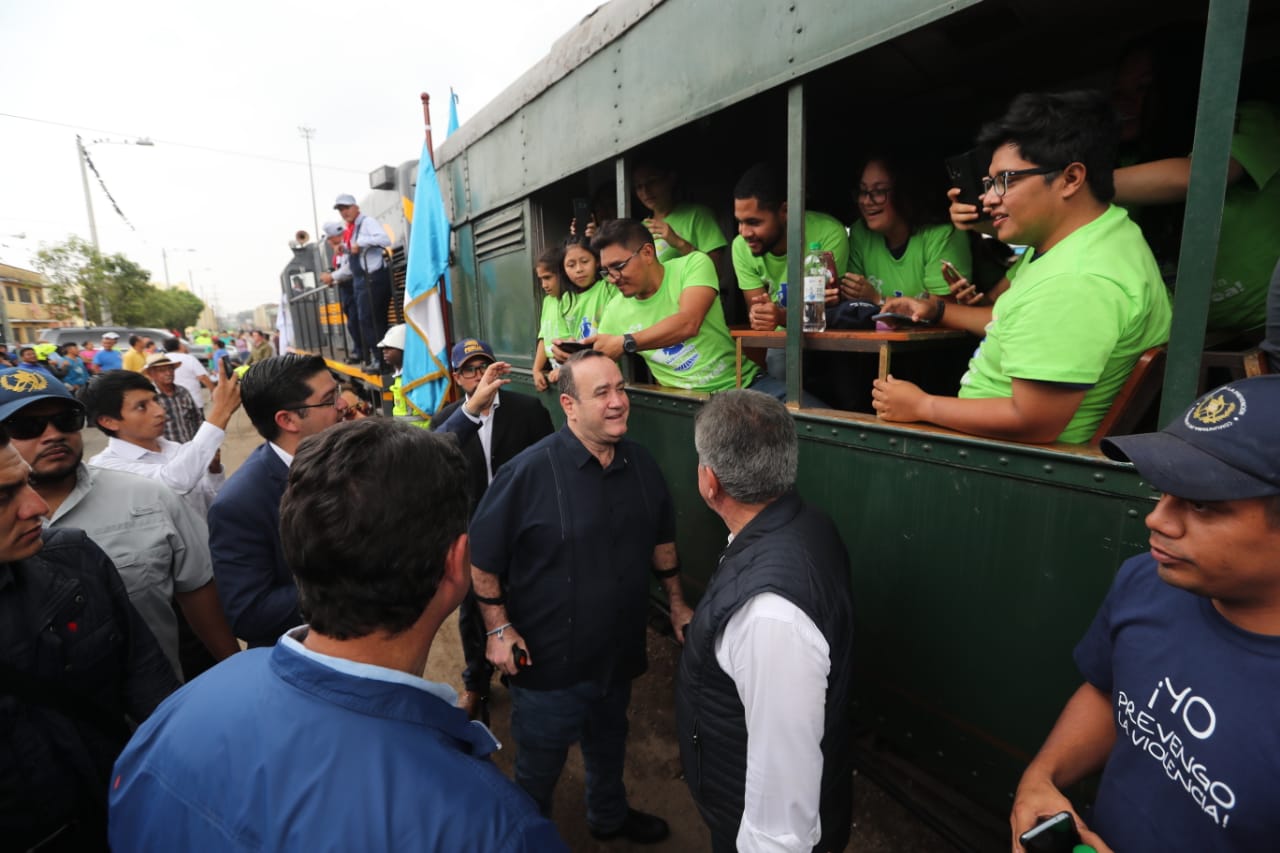 El Gabinete de Seguridad que se reveló en El Salvador fue confirmado por Alejandro Giammattei durante recorrido del tren. (Foto Prensa Libre: Érick Ávila)