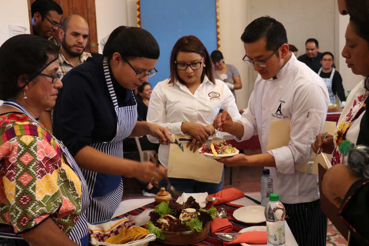 Así se desarrolló el primer concurso gastronómico que premió al mejor fiambre quetzalteco