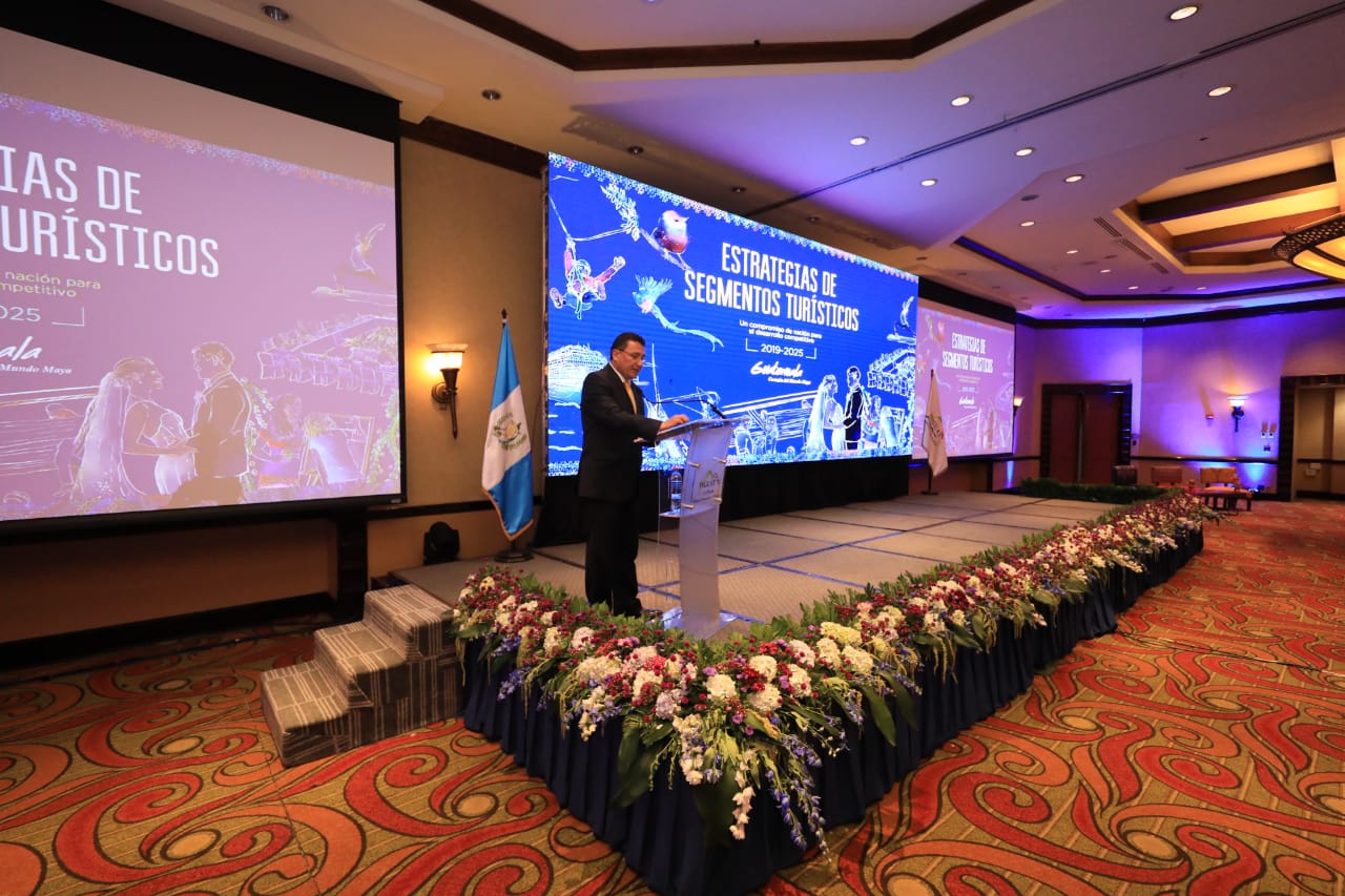 Durante el I Foro Nacional de Turismo, se lanzaron estrategias para nueve segmentos turísticos priorizados en el Plan Maestro de Turismo Sostenible de Guatemala 2015-2025. (Foto Prensa Libre: cortesía Inguat)