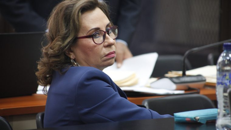 Sandra Torres durante una audiencia judicial. (Foto Prensa Libre: Hemeroteca).