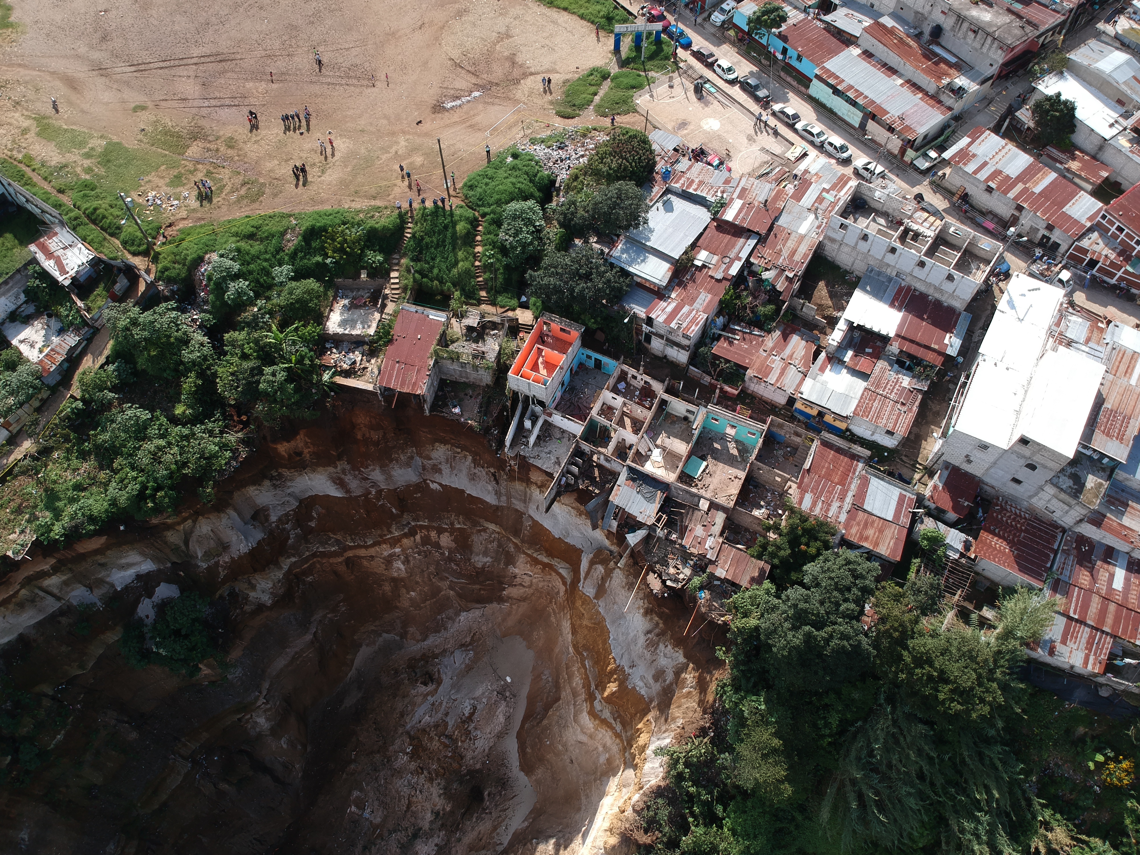 Colonias Nueva Esperanza y Regalito de Dios están en riesgo de derrumbarse. (Foto Prensa Libre: Hemeroteca PL)