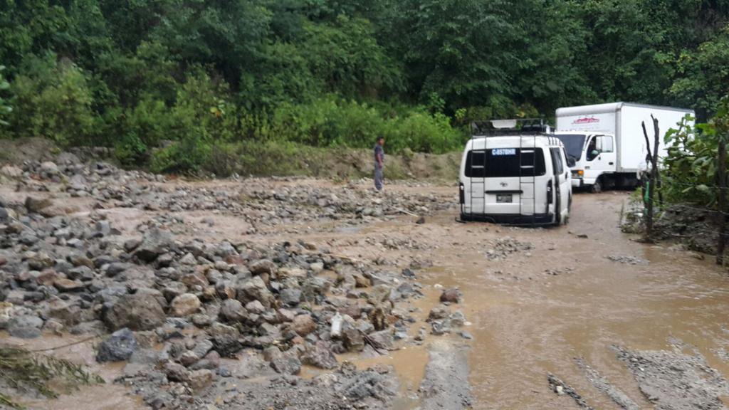 Ante el incremento de lluvias por la depresión tropical la Conred en Sololá monitorea áreas vulnerables a derrumbes en el departamento. (Foto Prensa Libre:  Hemeroteca PL) 