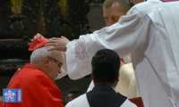 Álvaro Ramazzini es investido cardenal por el Papa Francisco. 