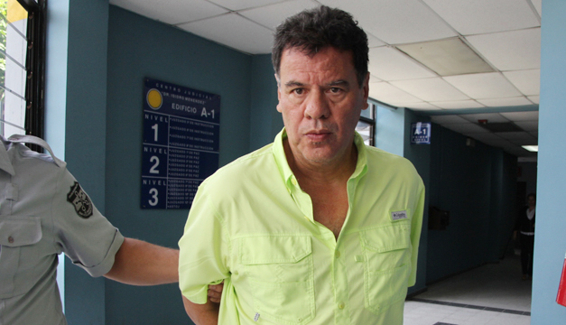 Reynaldo Vásquez expresidente de la FESFUT fue suspendido de por vida por la FIFA. (Foto Prensa Libre: AFP)
