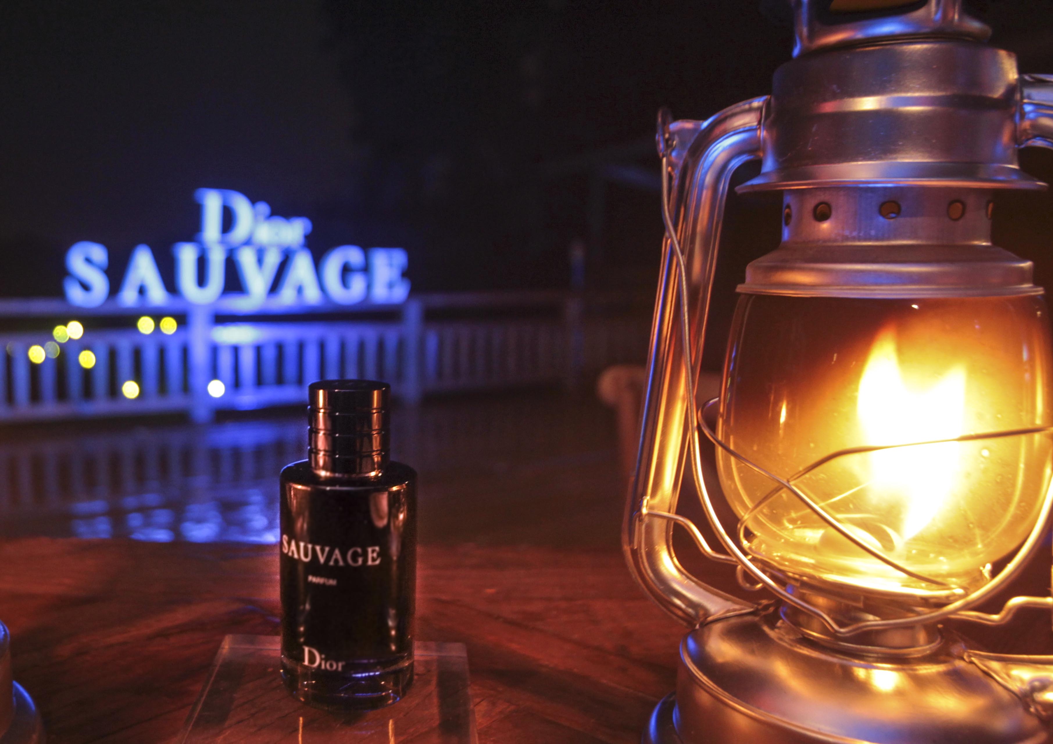 Sauvage el nuevo Parfum de Dior, mezcla lo noble y lo rudo a la vez. (Foto Prensa Libre: Norvin Mendoza)