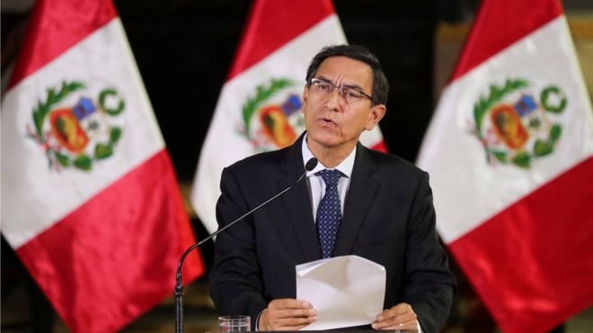 Disolución del Congreso en Perú: 4 claves para entender el enfrentamiento entre Vizcarra y el Parlamento (y lo que puede pasar ahora)