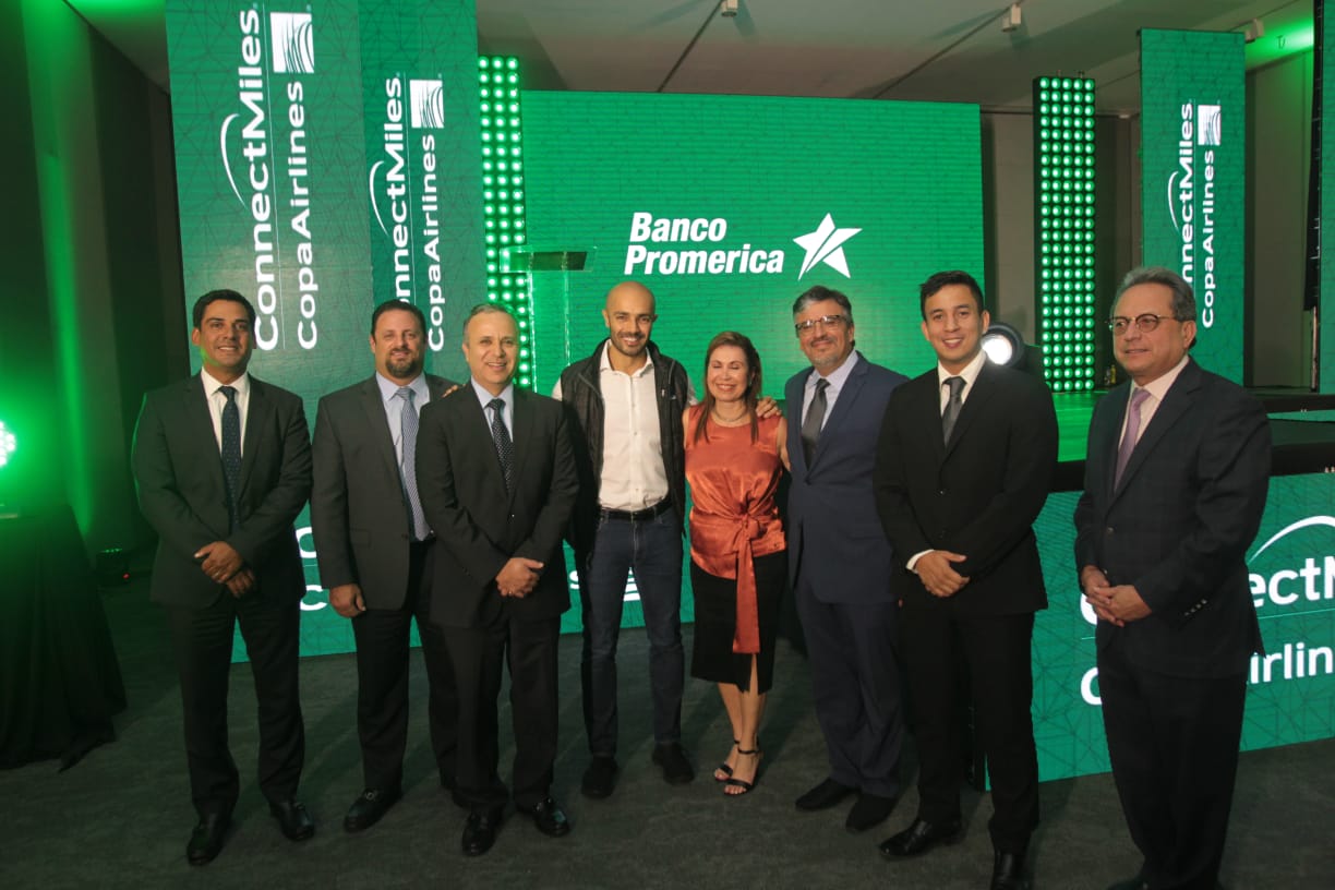 Banco Promerica presentó la alianza con Visa y Star Alliance. Foto Prensa Libre: Norvin Mendoza