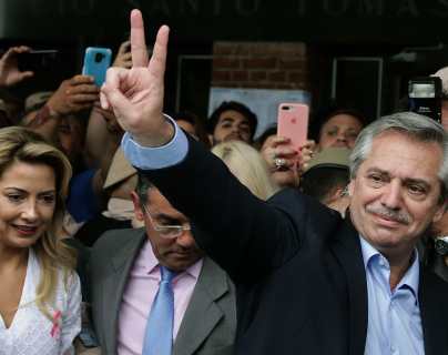 Alberto Fernández gana elecciones argentinas, según primeros datos oficiales