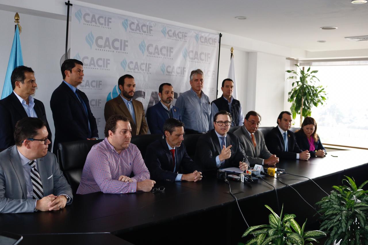 Integrantes del Cacif exigen que se revise el modelo de las alianzas público-privadas para permitir que se aseguren procesos de aprobación responsables y libres de conflictos de interés. (Foto Prensa Libre: Fernando Cabrera)