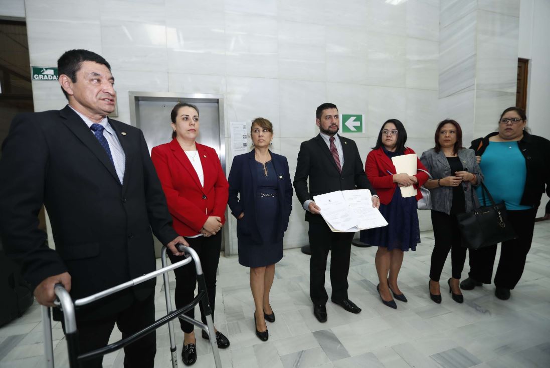 Los siete integrantes del Consejo de la Carrera Judicial. (Foto Prensa Libre: Hemeroteca PL)