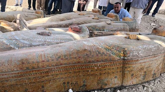 Las decoraciones de los sarcófagos aún son visibles. (MINISTERIO DE ANTIGUEDADES DE EGIPTO)