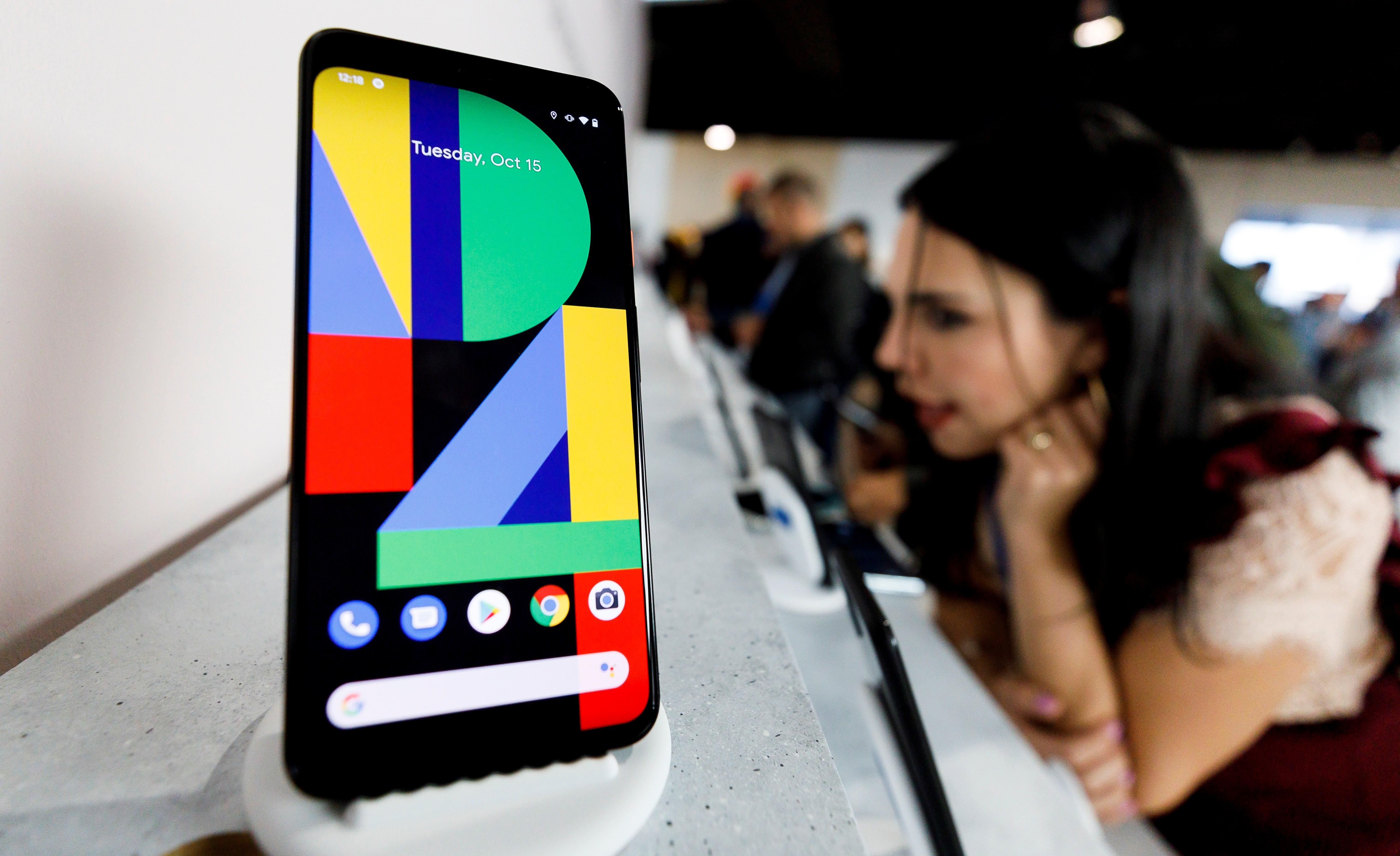 Pixel 4 es el novedoso smartphone de Google. (Foto Prensa Libre: EFE)