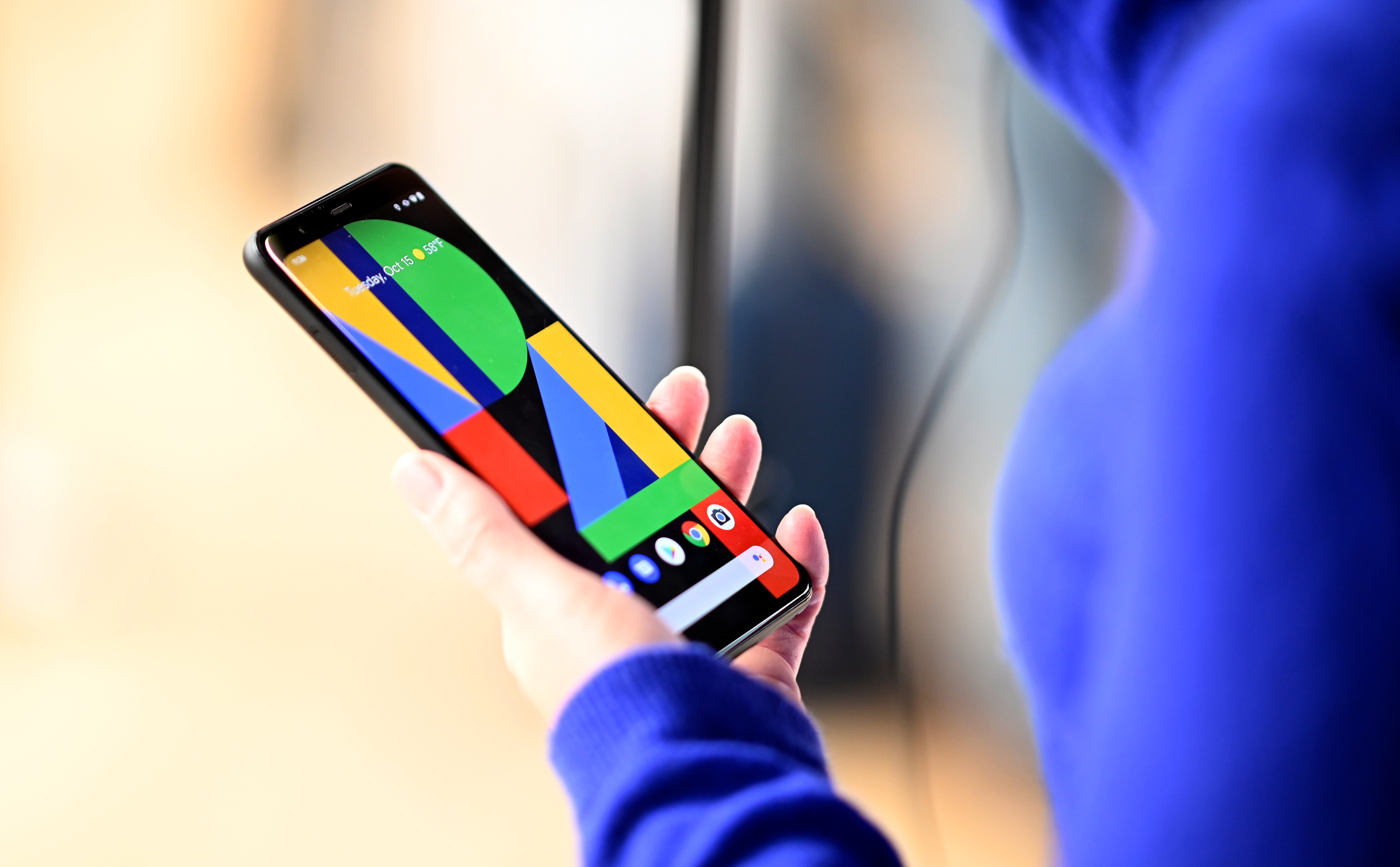 Google promociona sus nuevos teléfonos Pixel, con el objetivo de aumentar su participación en el mercado de teléfonos inteligentes. (Foto Prensa Libre: AFP)