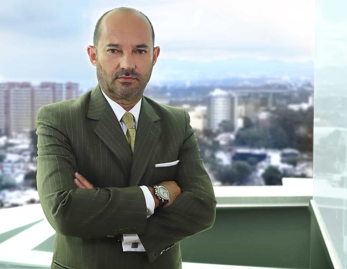 Claudio Matus Coulomb es el nuevo director general de Grupo Salinas para Guatemala