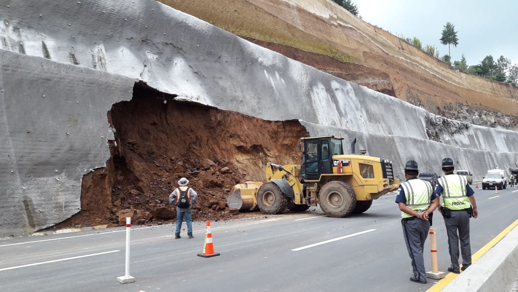 El derrumbe ocurrido el 7 de octubre. (Foto Prensa Libre: Víctor Chamalé).
