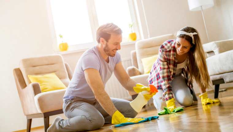 Limpiar la casa es, además de una tarea del hogar, una forma de liberar el estrés. (Foto Prensa Libre: Servicios).