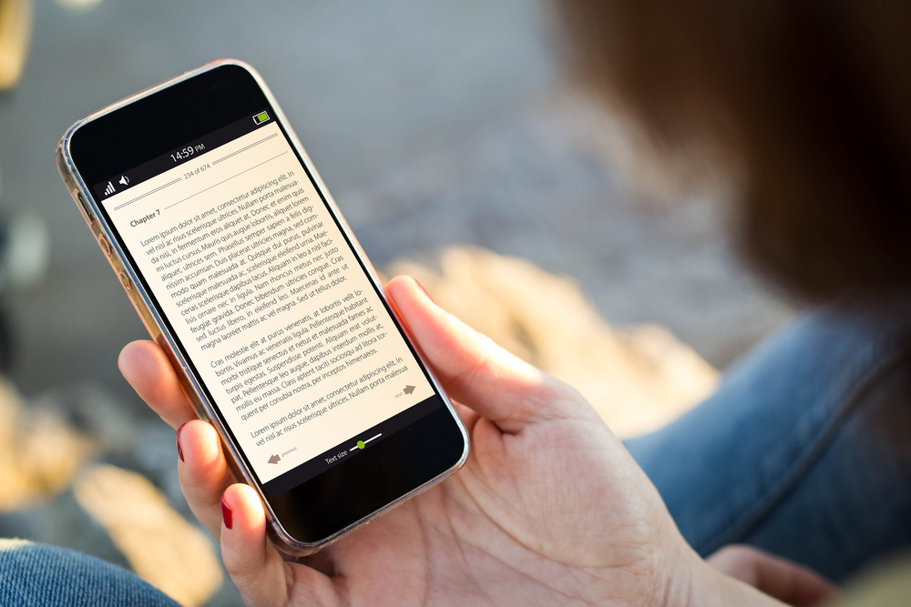Ahora es posible acceder a libros desde plataformas digitales. (Foto Prensa Libre: Shutterstock)