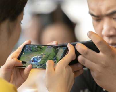 Adicción a los videojuegos: el toque de queda que impuso China a los menores