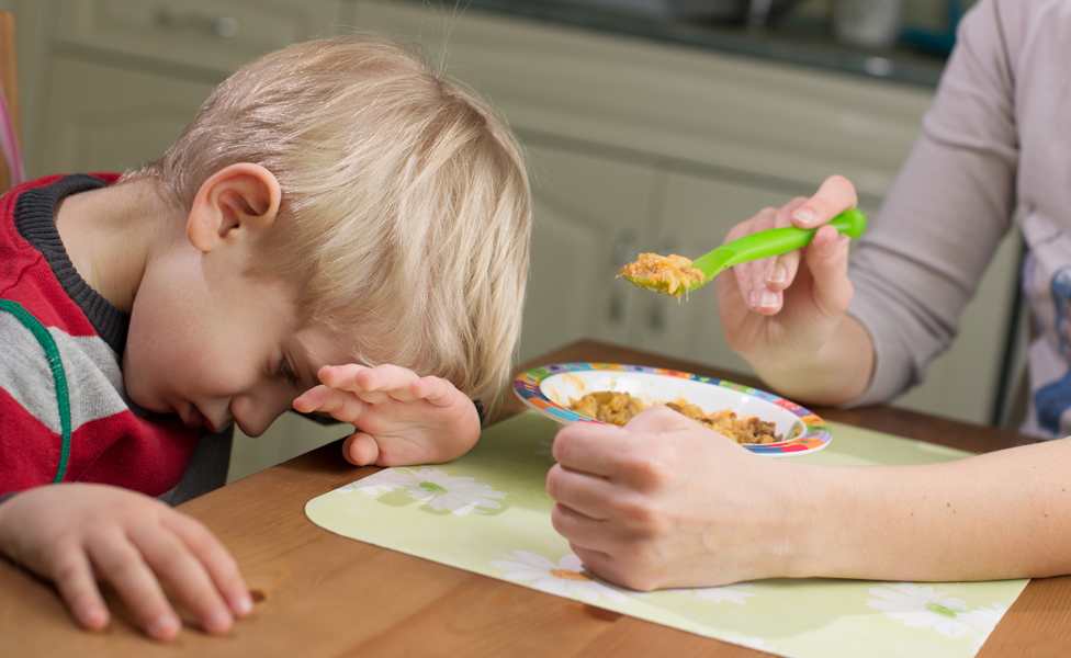 La Clínica de Niños Quisquillosos para Comer, en el Hospital de Filadelfia, entrenó a los propios padres a ser terapeutas de sus hijos. (Foto Prensa Libre: Getty Images)