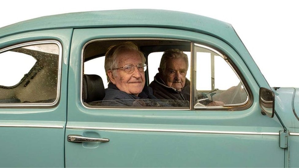 "Chomsky & Mujica" será un documental de 90 minutos sobre un fin de semana de diálogos entre ambas figuras. (Foto Prensa Libre: "Chomsky & Mujica")