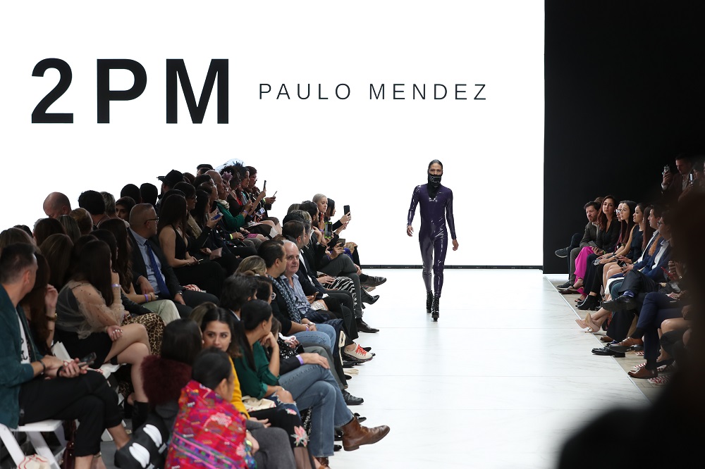 Paulo Méndez fue uno de los diseñadores que presentó su colección en la segunda noche del evento. (Foto Prensa Libre: Andrea Jumique)