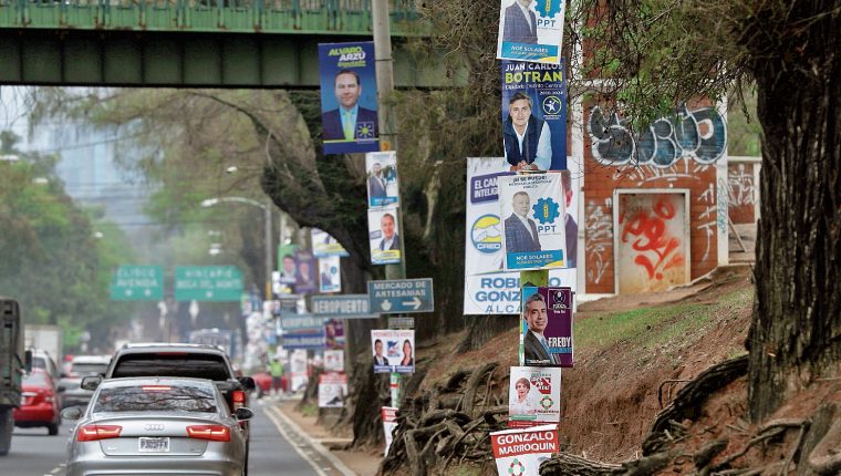 Los partidos deben de reportar los gastos de campaña electoral. (Foto Prensa Libre: Hemeroteca PL)