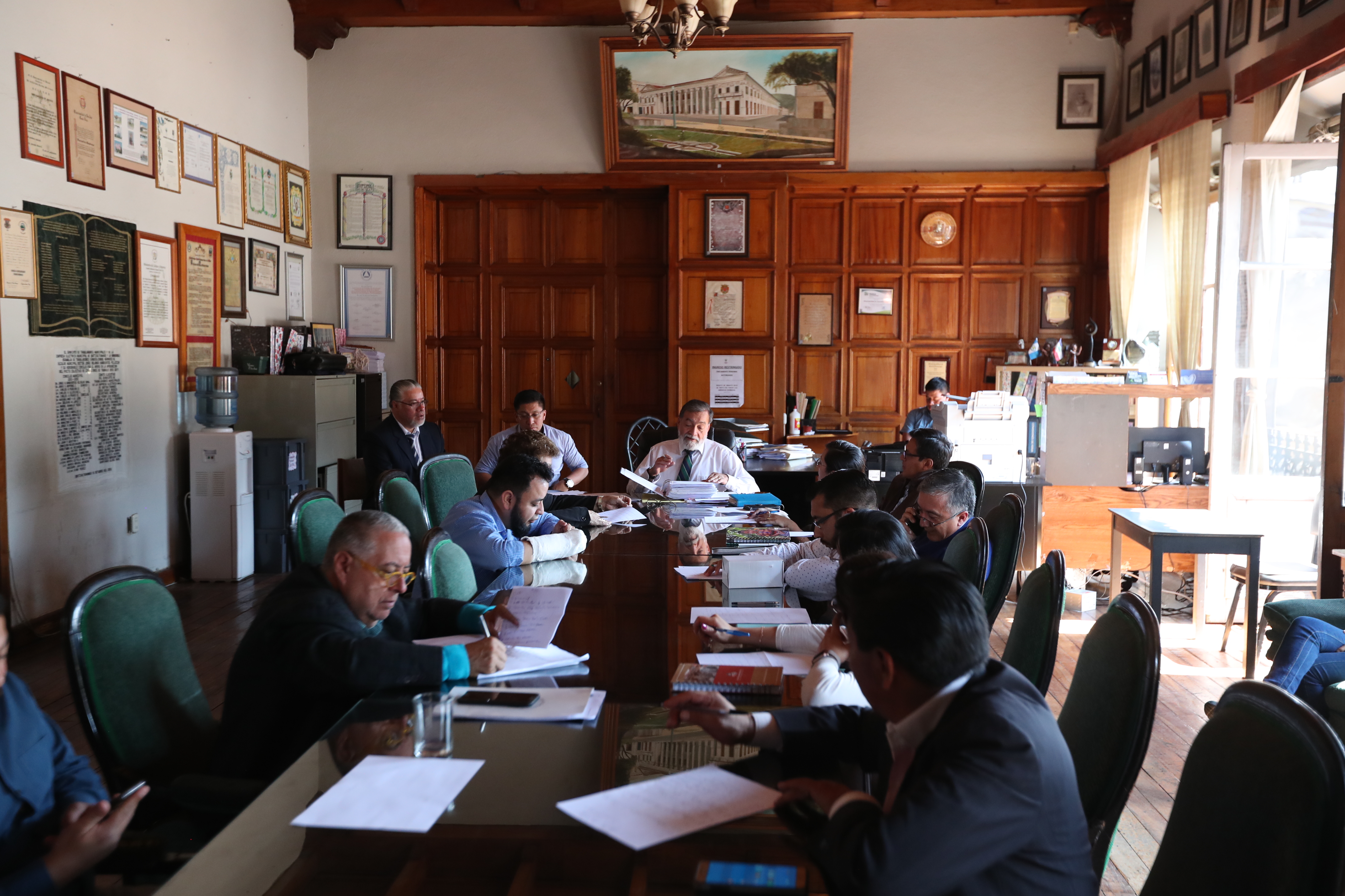 El Concejo tendrá que devolver el dinero obtenido por el incremento de dietas en enero del 2019. (Foto Prensa Libre: María Longo) 