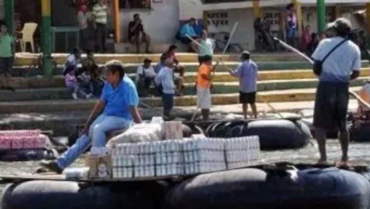 El río Suchiate es paso para los productos de contrabando. (Foto Prensa Libre: Hemeroteca PL) 