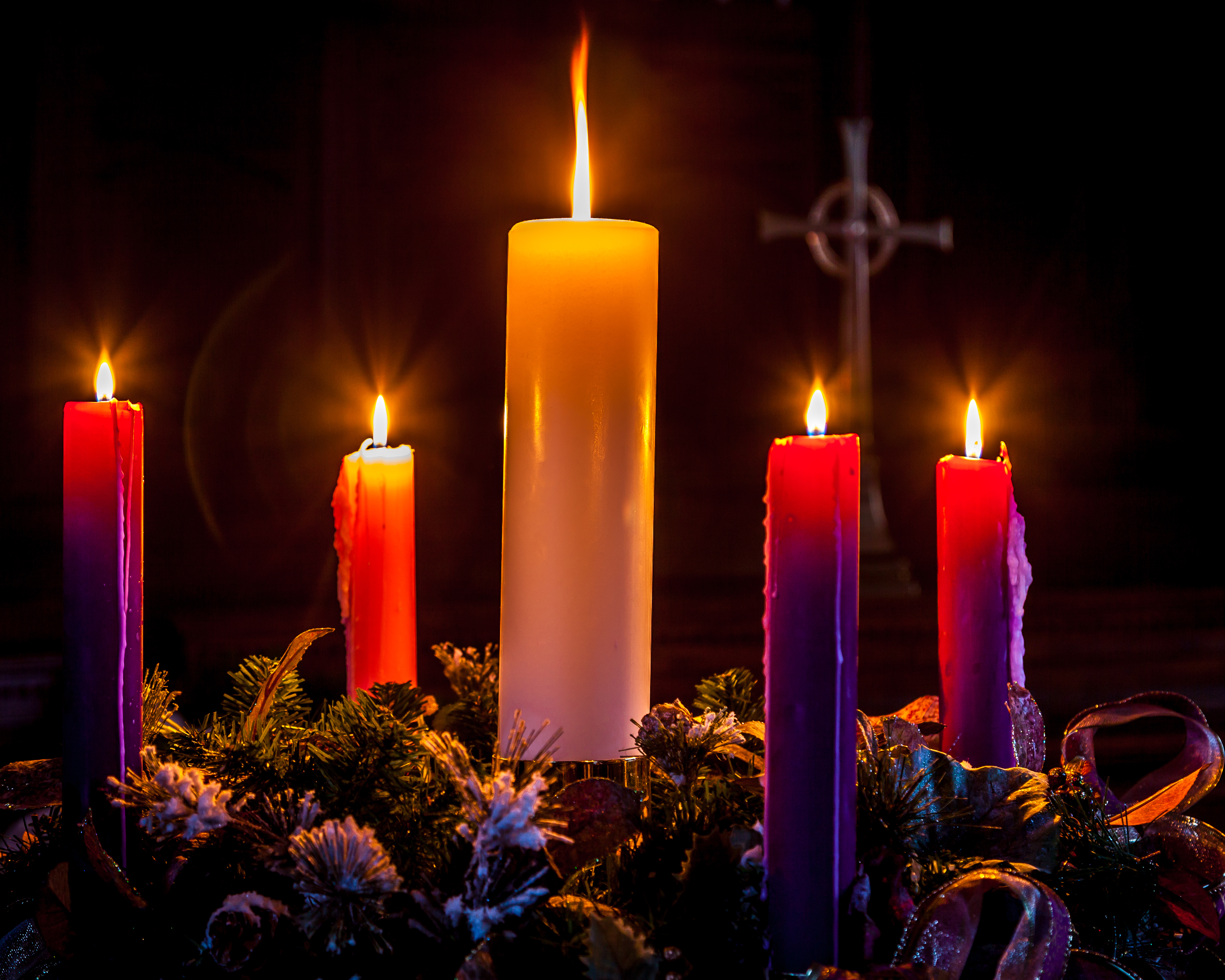 La corona de Adviento anuncia la llegada de la Navidad. (Foto Prensa Libre: Shutterstock)