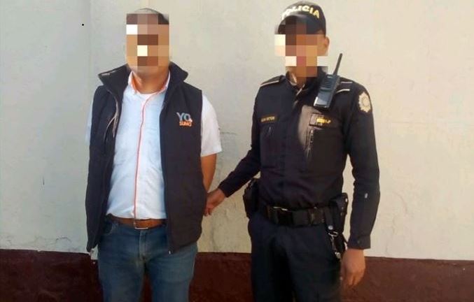 Sergio Rafael Vásquez Pérez, de 31 años, luego de ser arrestado. (Foto Prensa Libre: PNC)